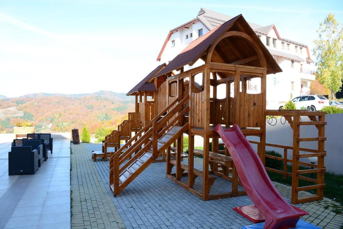 Sunset View Ski & Spa Apartments コパオニク エクステリア 写真